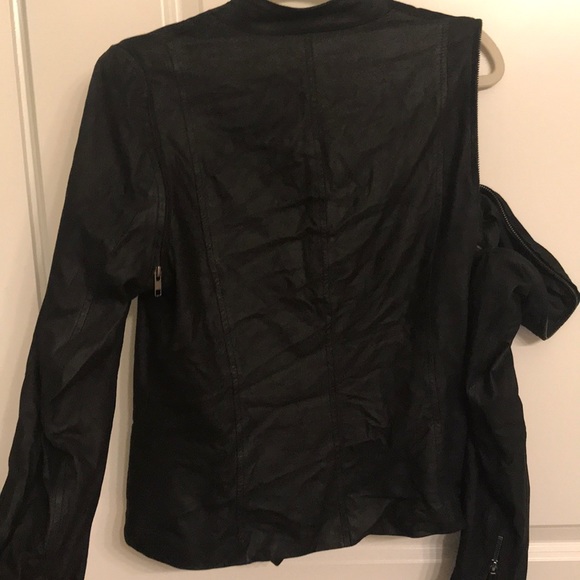 Vince Asymmetrical Leather Moto Jacket/Vest Sz: LG - Picture 6 of 7